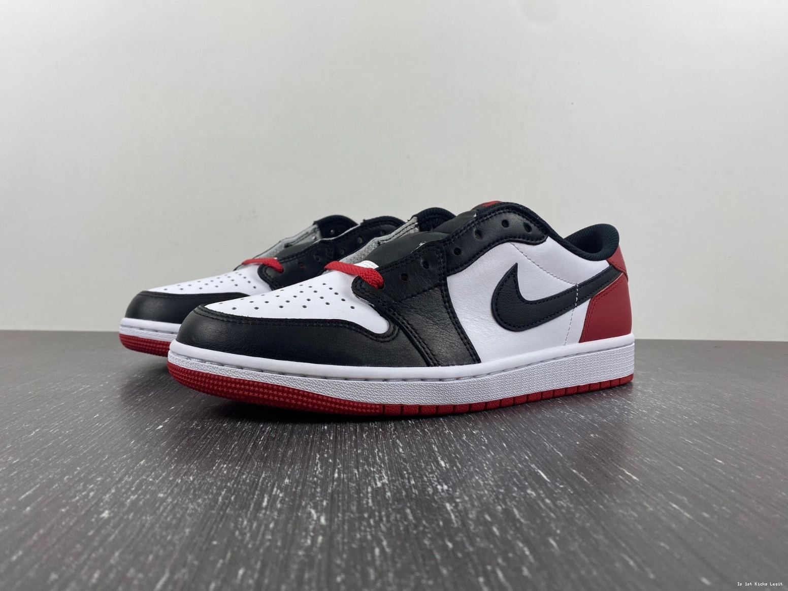 OG Black - Low 1 CZ0790-106 Toe Jordan Retro 0226